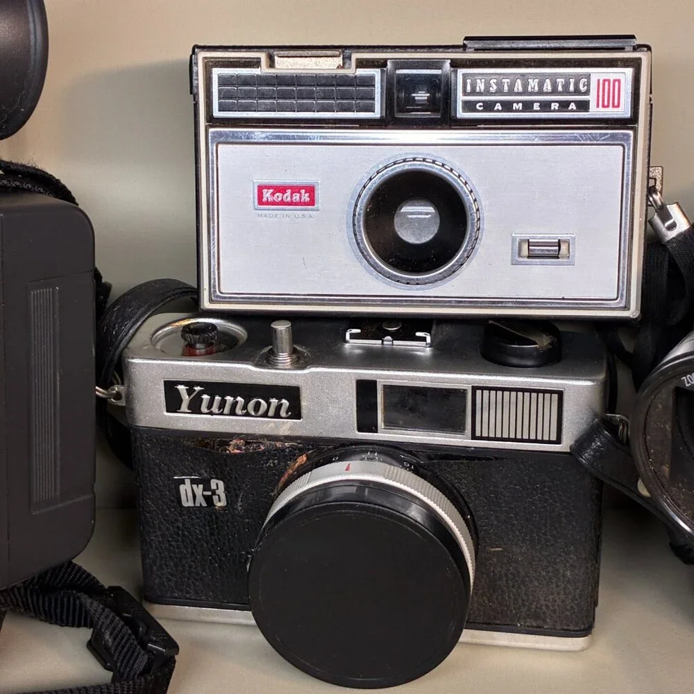 Camera Lot Bundle Sharp VL-H860U Camcorder Panasonic AF X8 YUNON DX-3 Instamatic